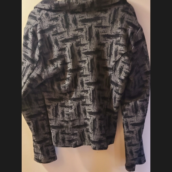Sweater/jacket - Picture 2 of 2